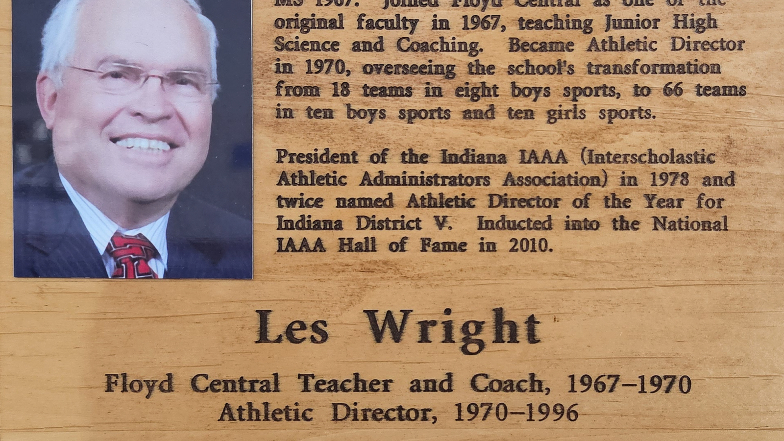 Les Wright FCHS Plaque 2011